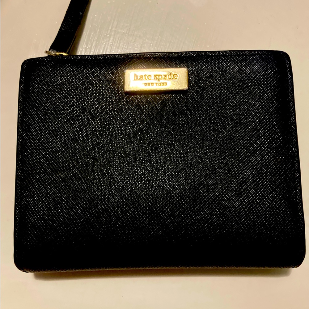 Kate Spade compact black wallet with zip coin and 6 card slots snap close